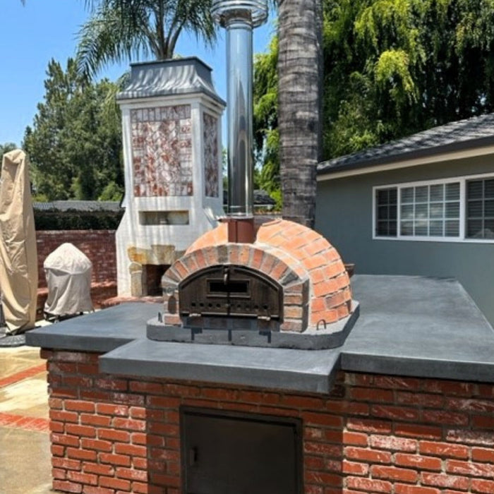 Rustic Pizzaioli Premium Pizza Oven installed on outdoor countertop